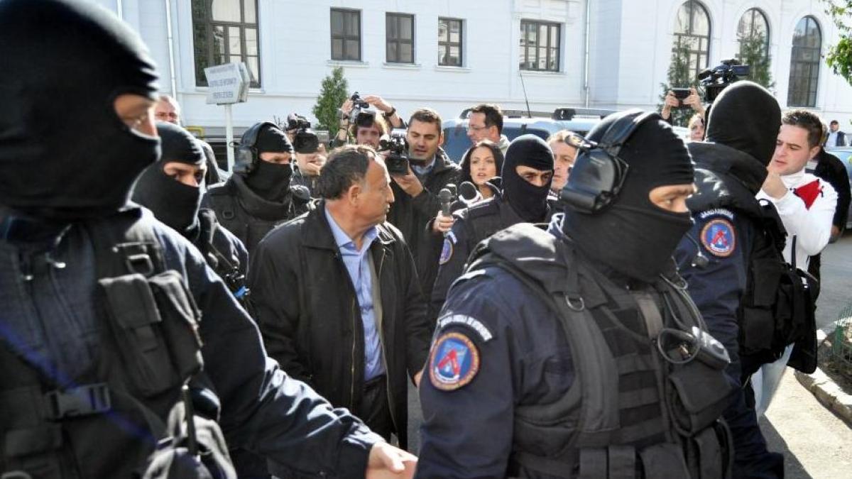 afacerea care i a adus primarului din pitesti dosar penal tudor pendiuc retinut pentru o mita 1