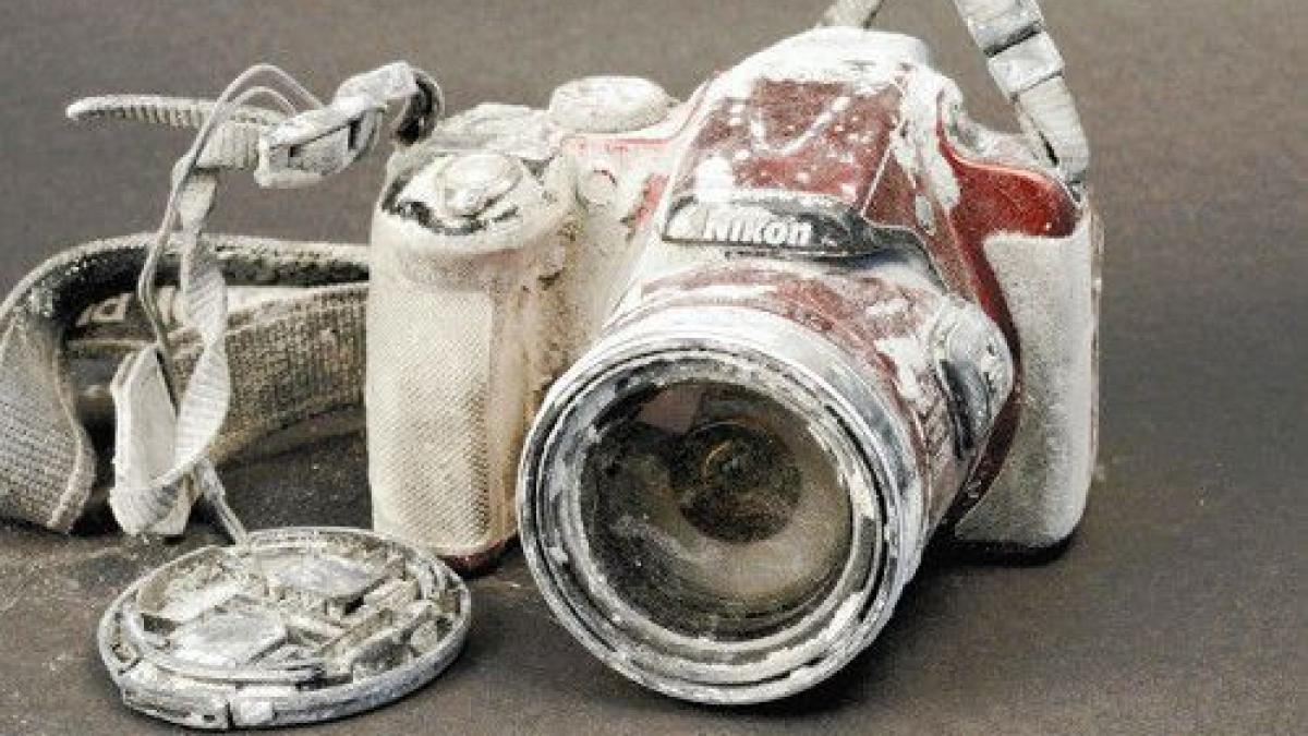 ultimele fotografii facute de un japonez inainte sa moara in eruptia vulcanului ontake au fost