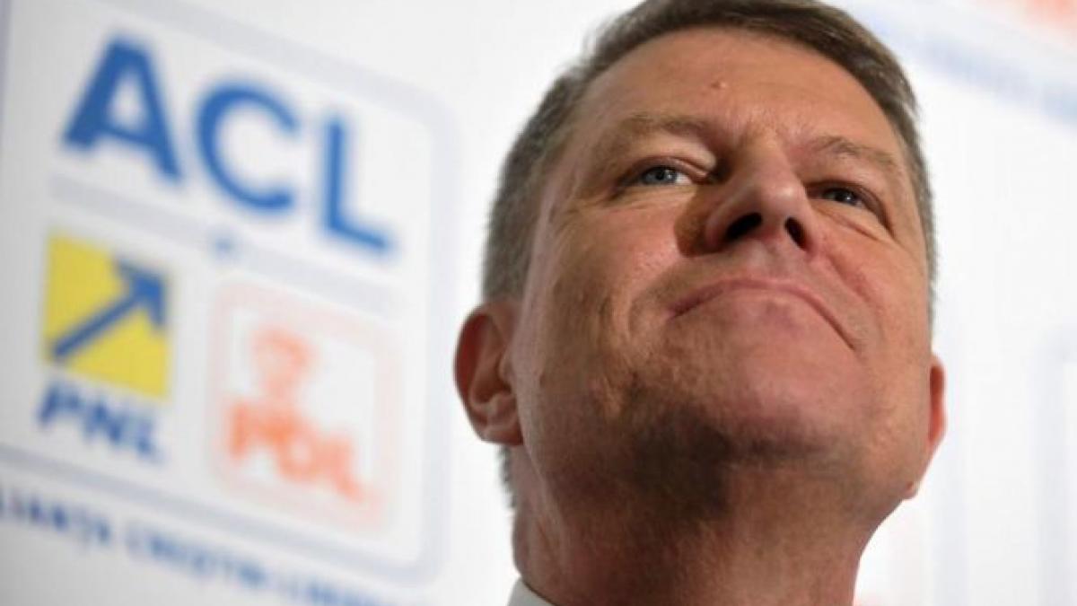 klaus iohannis nu scapa de emotii in cursa pentru cotroceni vezi cum poate pierde functia de