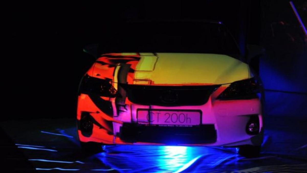 romanii si au luat 100 de masini exclusiviste in acest an