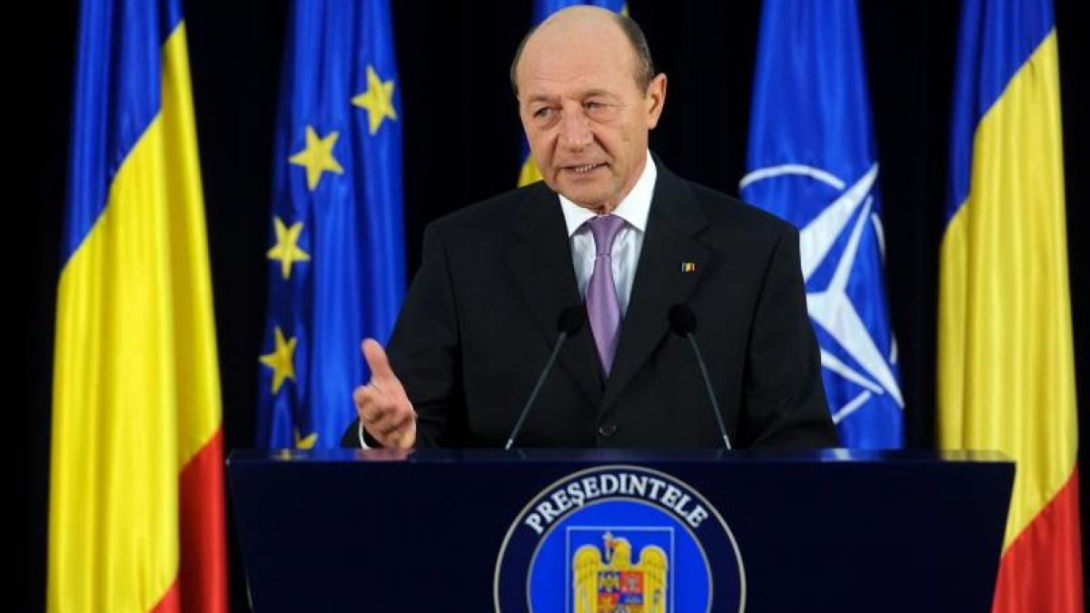 basescu solicita guvernului proiectul de buget pe 2015 si ii felicita pe iohannis si ponta pentru