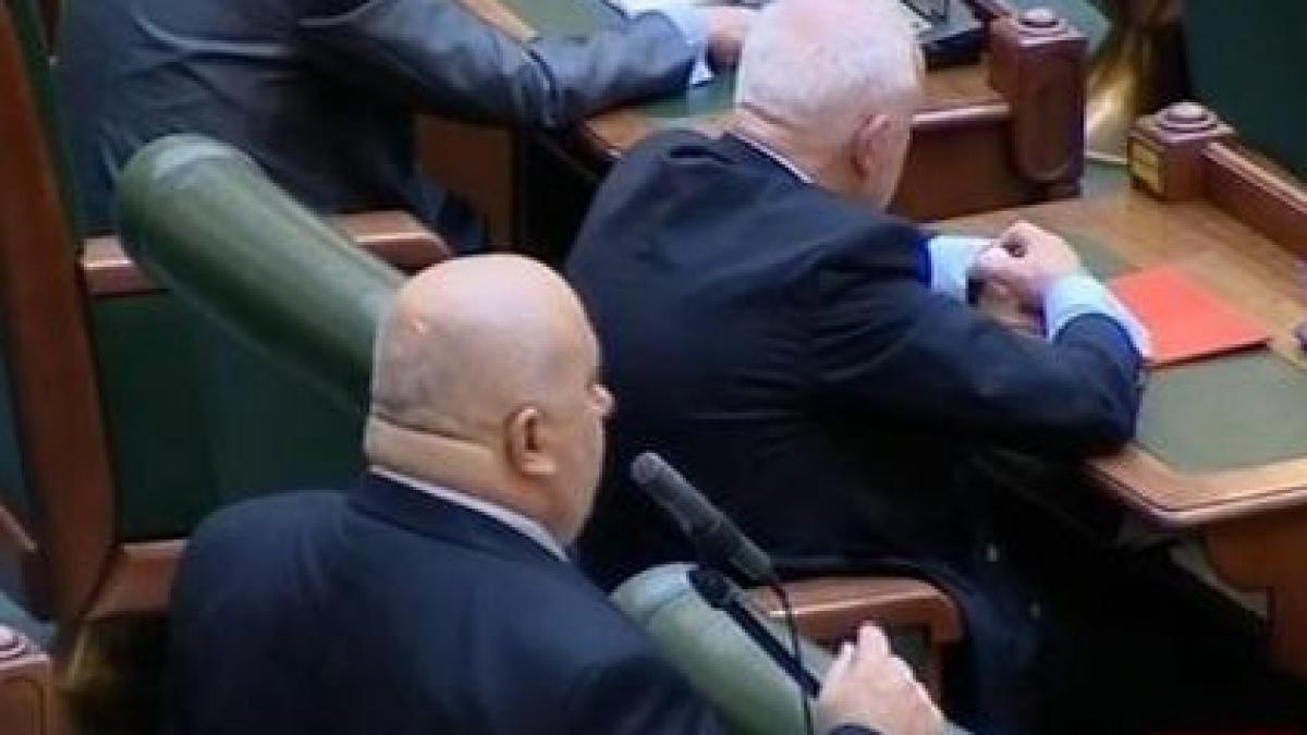 dezbateri demne de filmele de groaza in parlamentul romaniei senatorii nemultumiti de mediatizarea