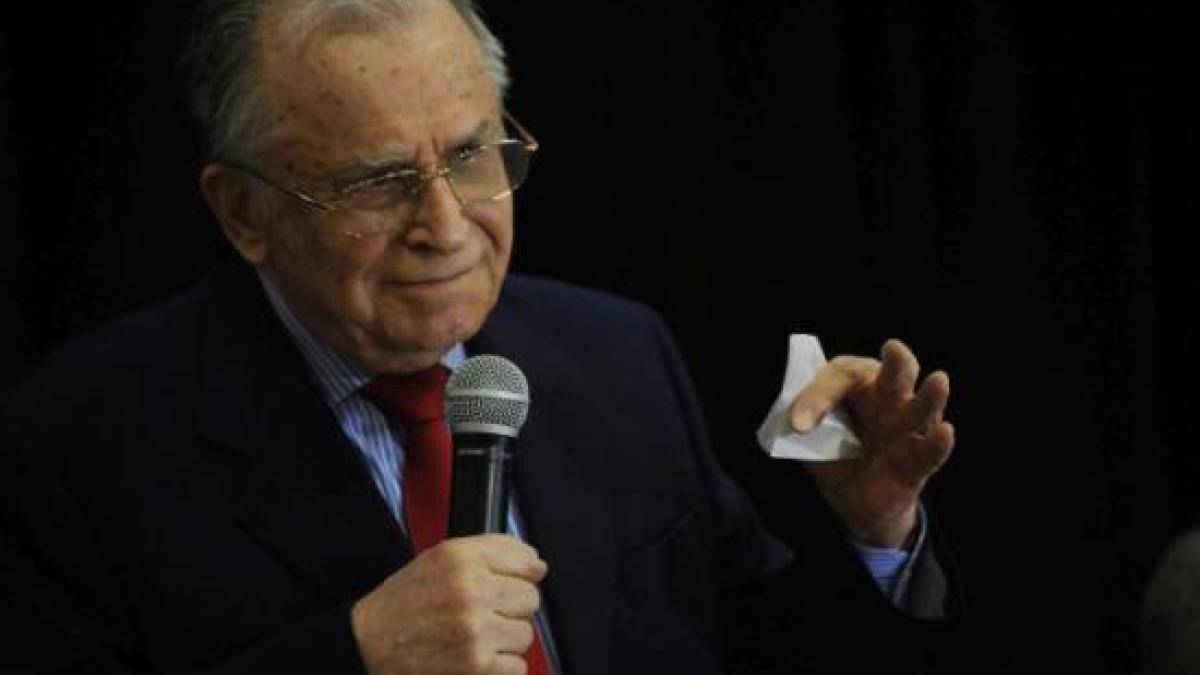 ion iliescu klaus iohannis a venit cu un mesaj nou a avut priza la public
