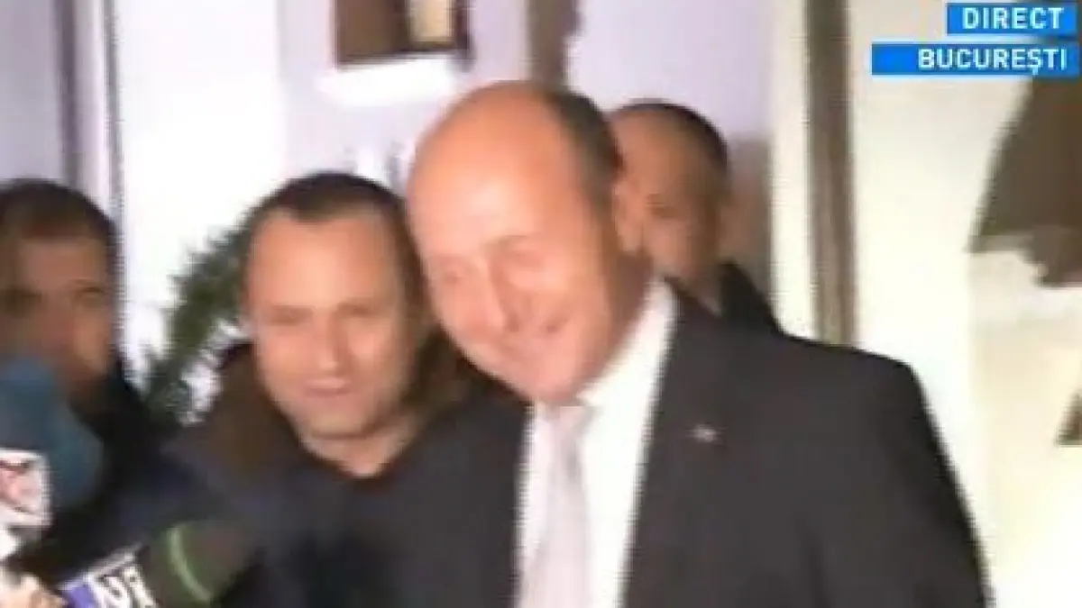traian basescu isi netezeste calea spre partidul miscarea populara