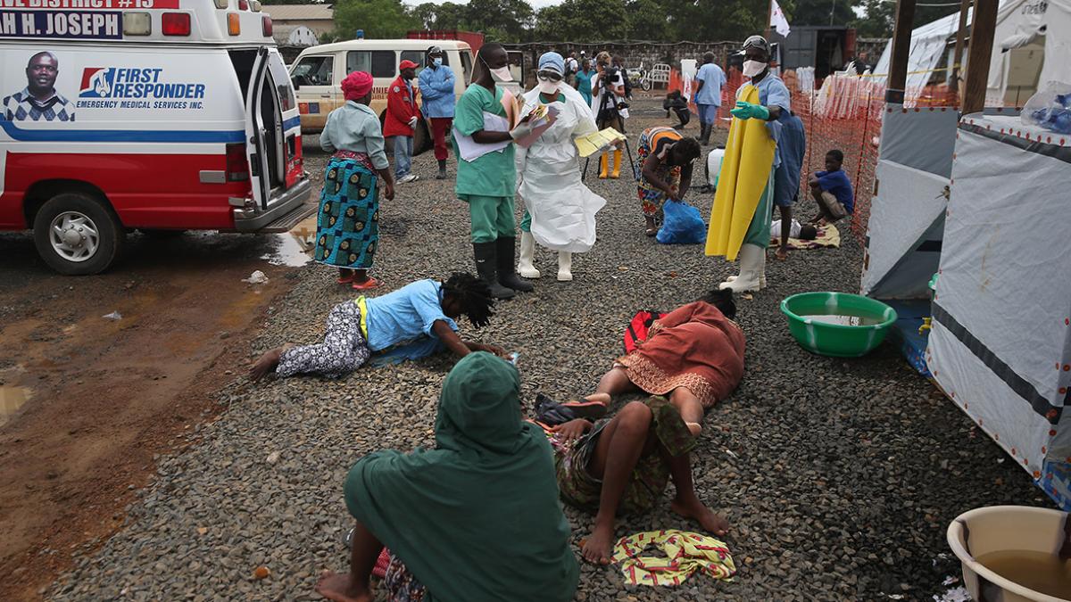 aproape 6 000 de oameni au murit din cauza ebola bilantul creste de la o zi la alta