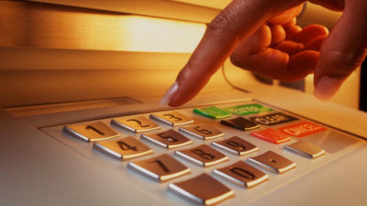 consiliul concurentei comisioanele bancare din romania la un nivel foarte ridicat in raport cu