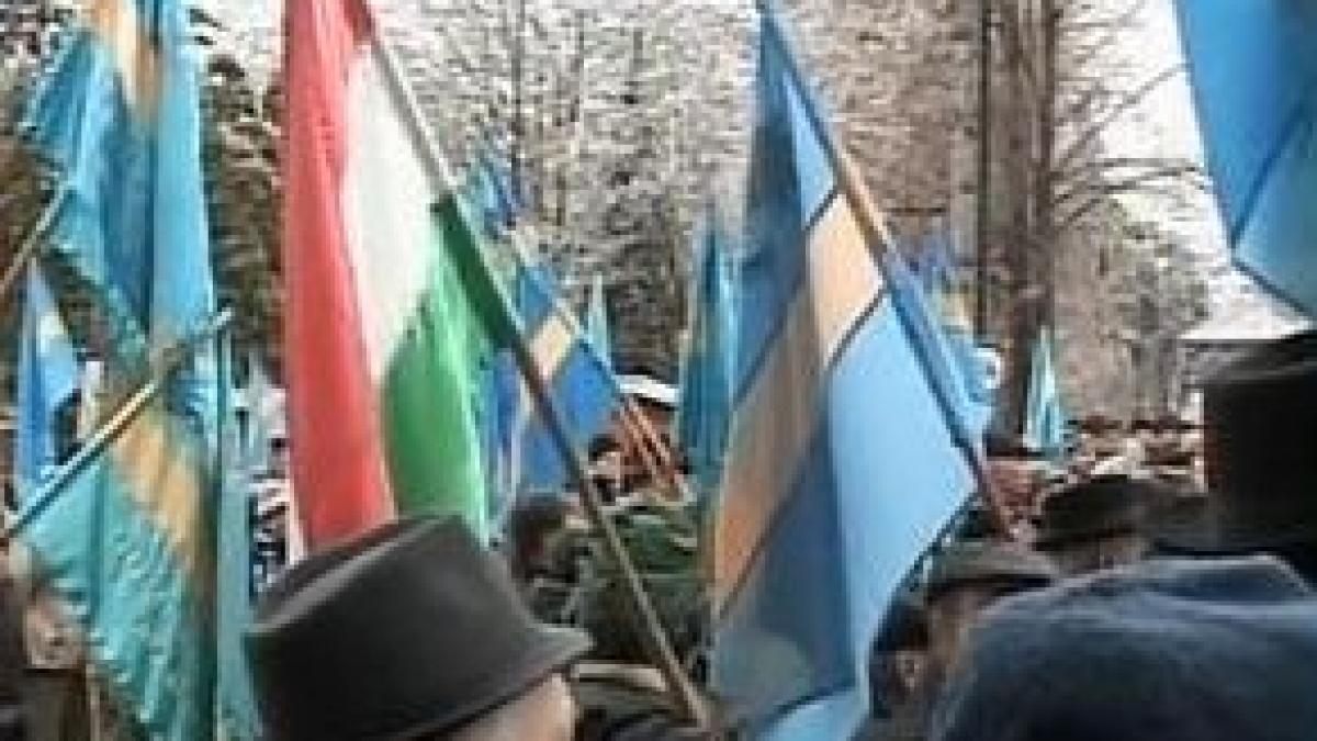 sute de maghiari au iesit in strada pentru a cere autonomia tinutului secuiesc