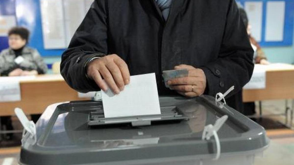 republica moldova intre ue si rusia politicienii moldoveni s au grabit sa voteze voronin si a uitat