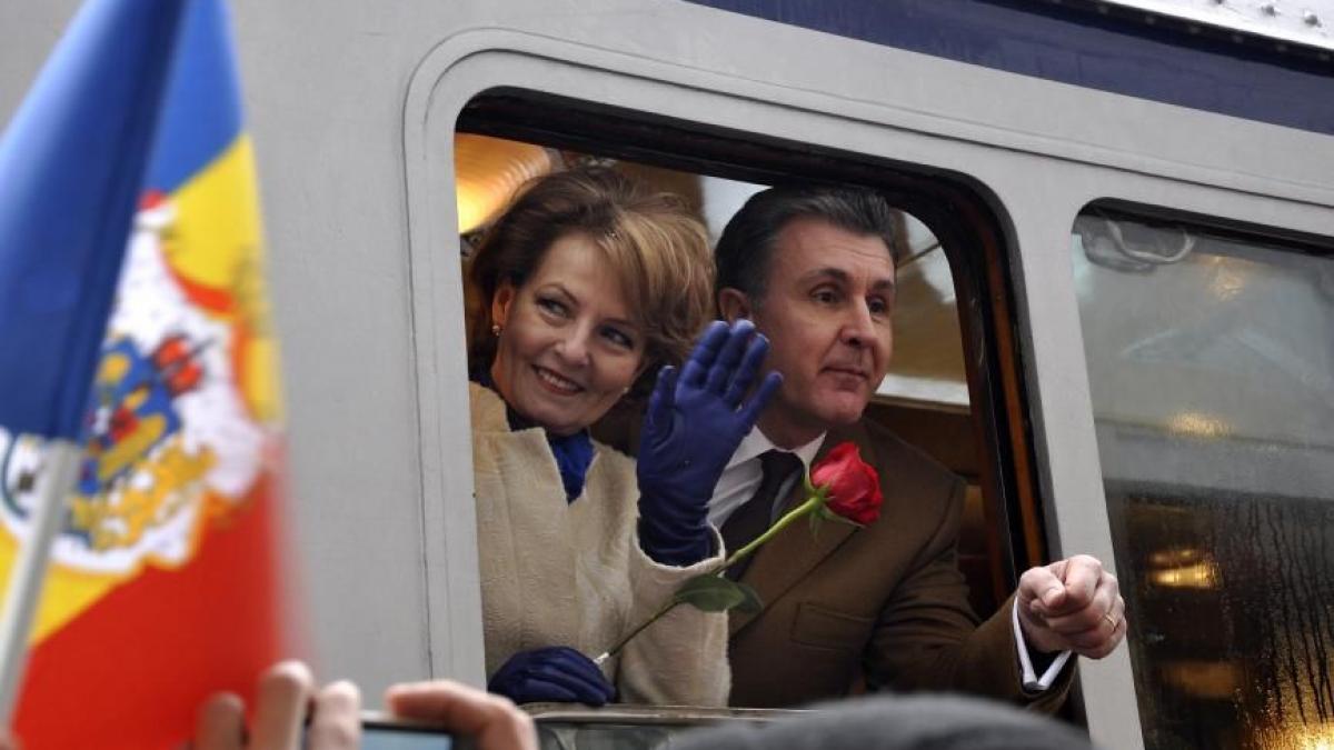 trenul regal in calatorie simbolica prin tara de ziua nationala a romaniei