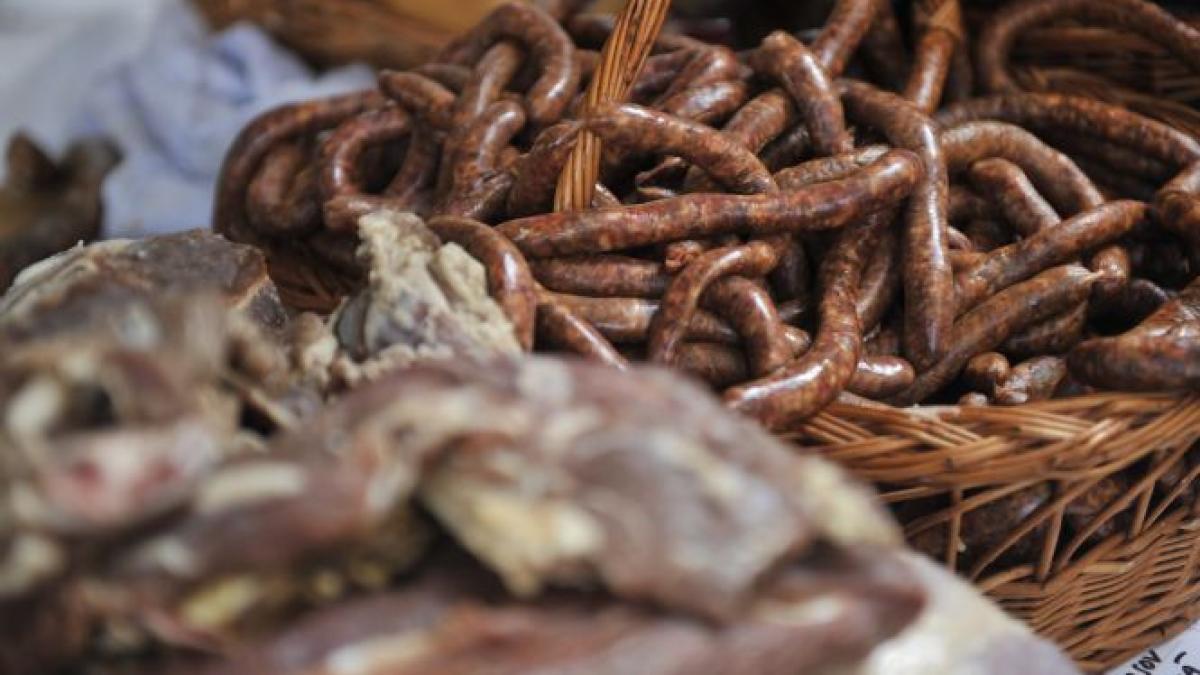 un senator unpr vrea dezlegare la carnati vin si ciolan de 1 decembrie