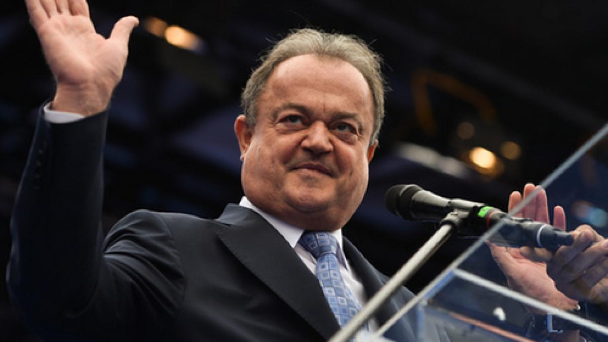 blaga vrea sa puna mana pe putere iata planul sau pentru a ajunge din nou la guvernare