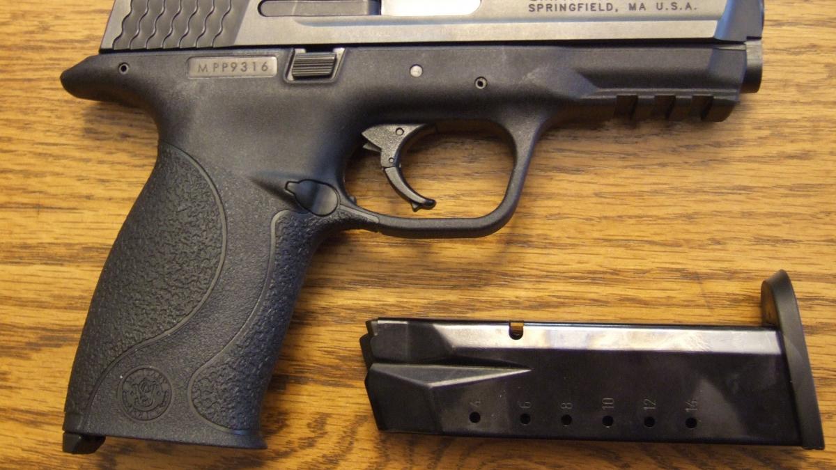 pentagonul vrea un nou contract pentru pistoalele furnizate armatei statelor unite