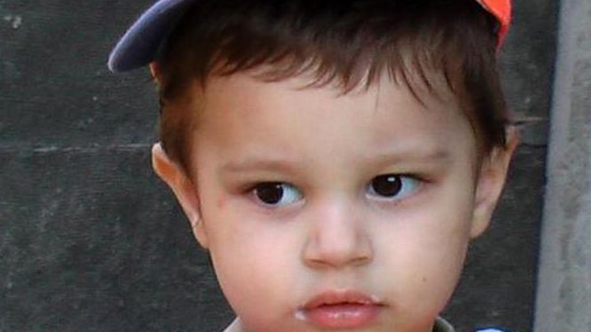 copiii abandonati ai romaniei sectiile de pediatrie din spitale se transforma in orfelinate