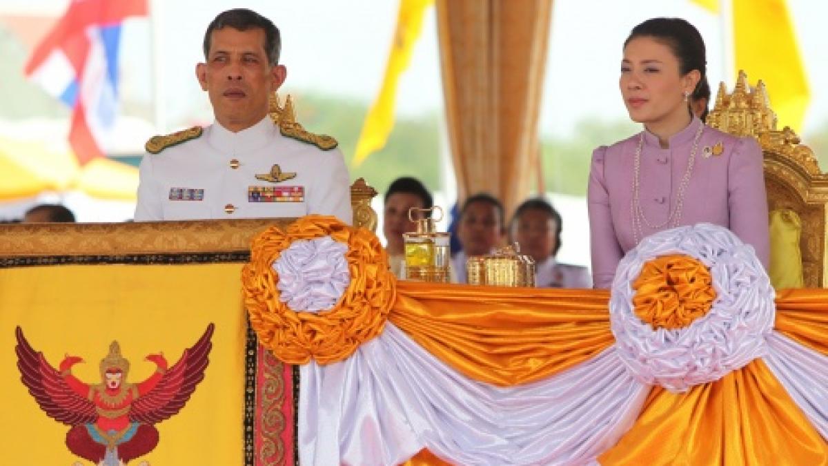 sotia printului mostenitor al thailandei renunta la titlul sau regal
