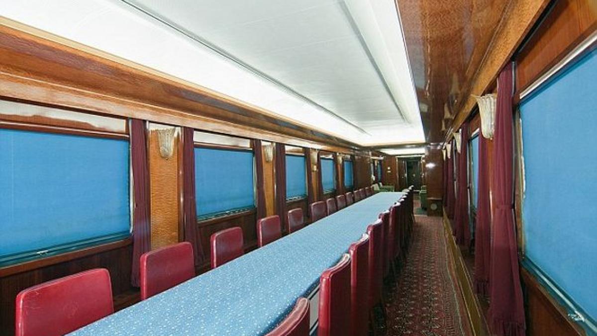 trenul fostului dictator tito a fost transformat in muzeu si poate fi vizitat