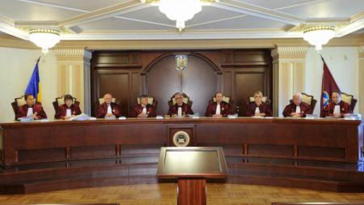 ccr legea incompatibilitatii primarilor este constitutionala