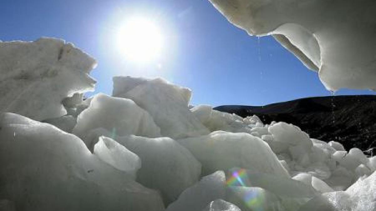 ce se intampla in aceste momente in china este cea mai mare scadere