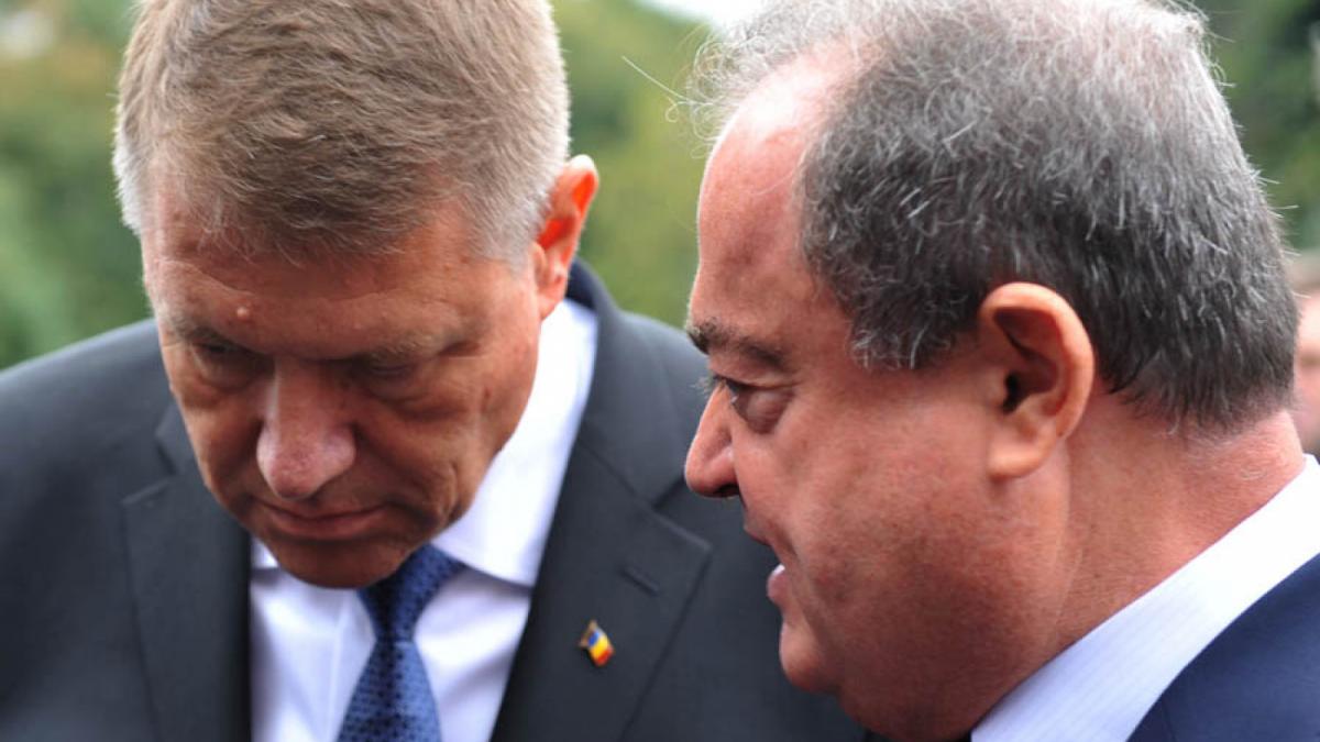 iohannis gandeste la fel de putin pe cat vorbeste atac dur la adresa presedintelui ales din partea