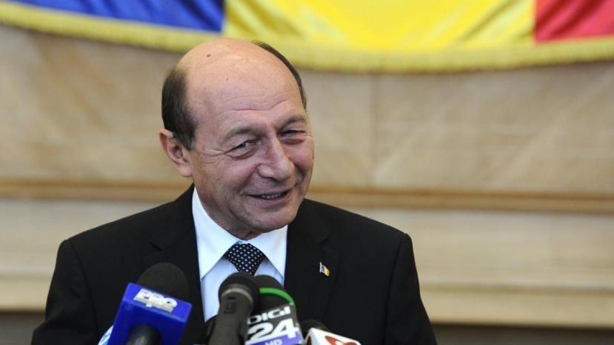 dupa 10 ani de mandat basescu merita 10 ani de puscarie mesajele telespectatorilor antena 3 pentru