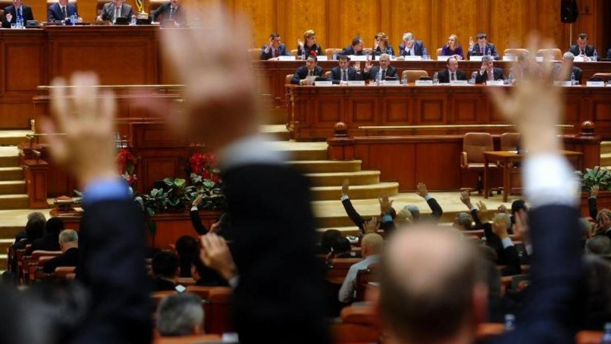 bugetul pe 2015 a fost adoptat de parlament