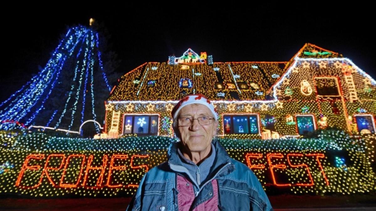 casa unui neamt atractie turistica si a impodobit locuinta cu pest 400 000 de luminite de craciun