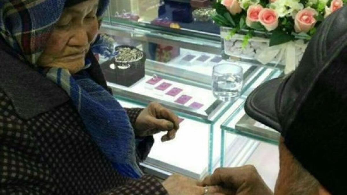 dovada ca niciodata nu esti prea batran sa te indragostesti si a cerut iubita de sotie la 80 de ani