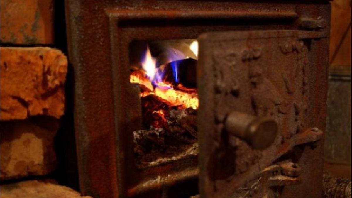 tragedie fara margini pentru patru frati orfani unul dintre baieti a murit intoxicat cu monoxid de