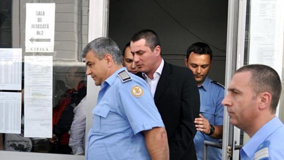 cristian cioaca a devenit pantofar in atelierul penitenciarului colibasi