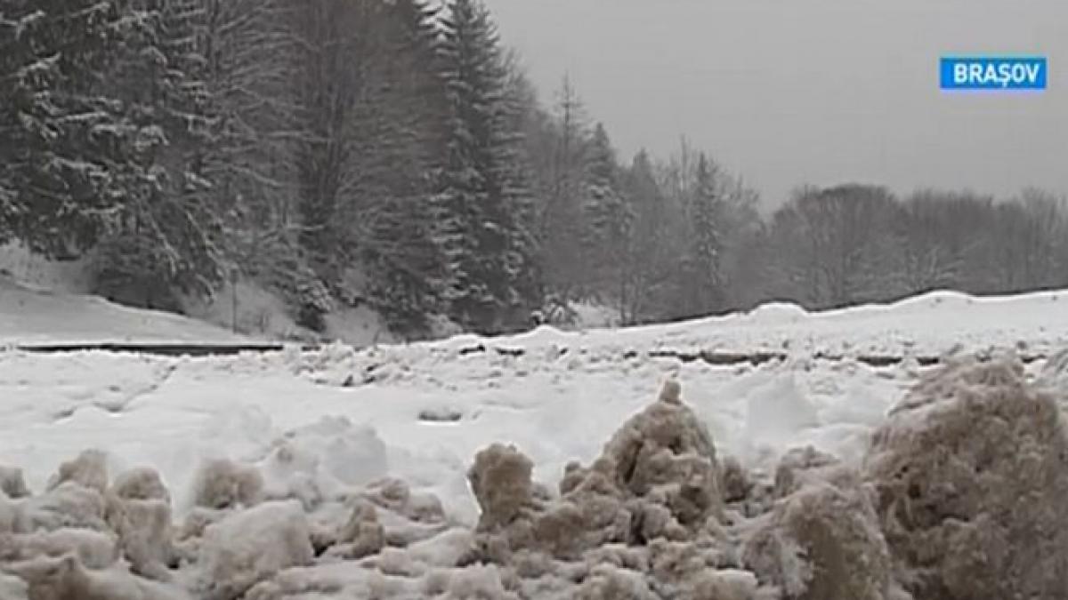 ninsori si viscol peste romania o noua atentionare de vreme rea va intra in vigoare in aceasta seara