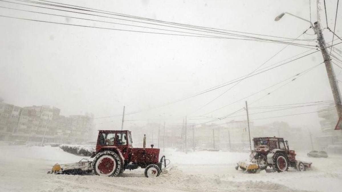 in plina iarna multe judete din romania nu au inca semnate contracte cu firmele de deszapezire