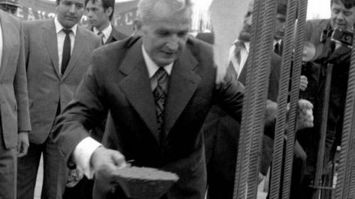 cum s a transformat bucurestiul in perioada comunismului cladiri istorice inlocuite cu blocuri