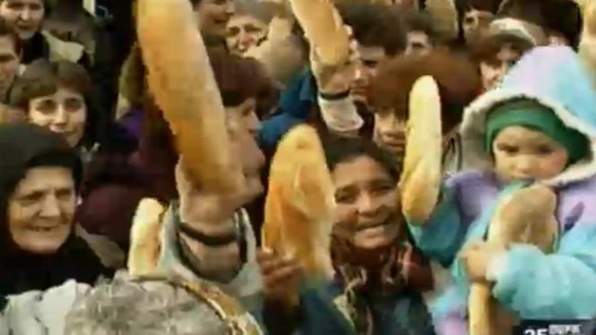 romania o tara infometata cozile nesfarsite din perioada comunismului