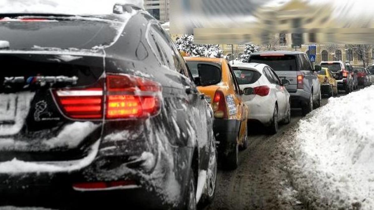 traficul spre poiana brasov restrictionat din cauza numarului mare de masini