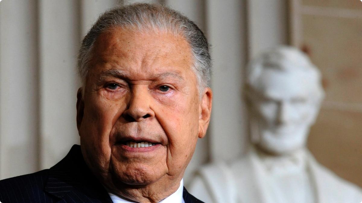 primul senator de culoare ales in sua a decedat la varsta de 95 de ani