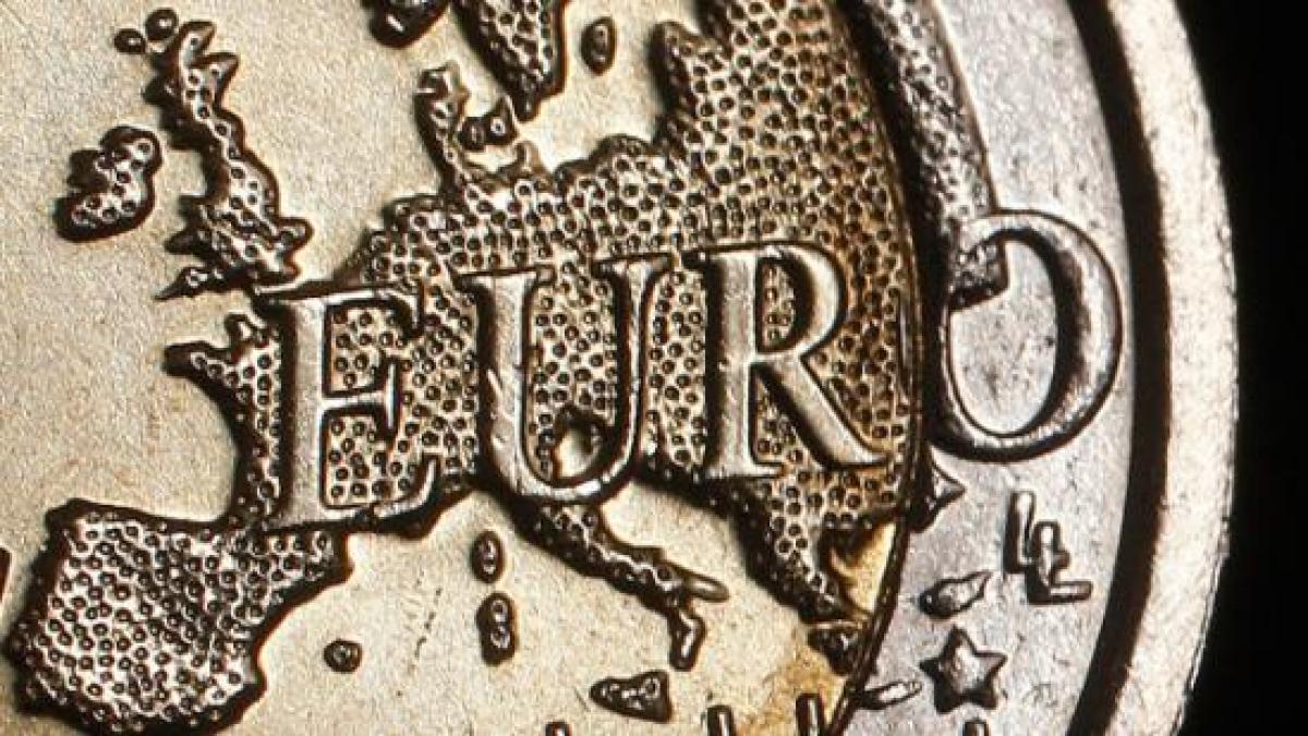 euro scade usor in raport cu leul vedeti cursul publicat de bnr