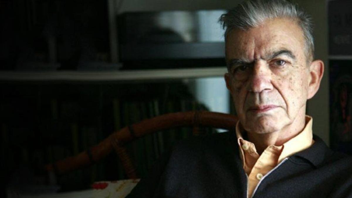 un celebru scriitor grec gasit mort in casa un roman de 26 de ani este autorul teribilei crime