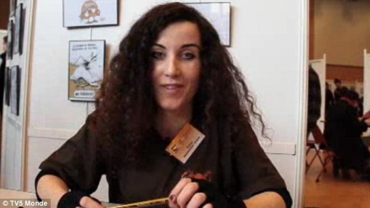 cum au patruns teroristii in redactia charlie hebdo o jurnalista si fiica ei amenintate cu moartea