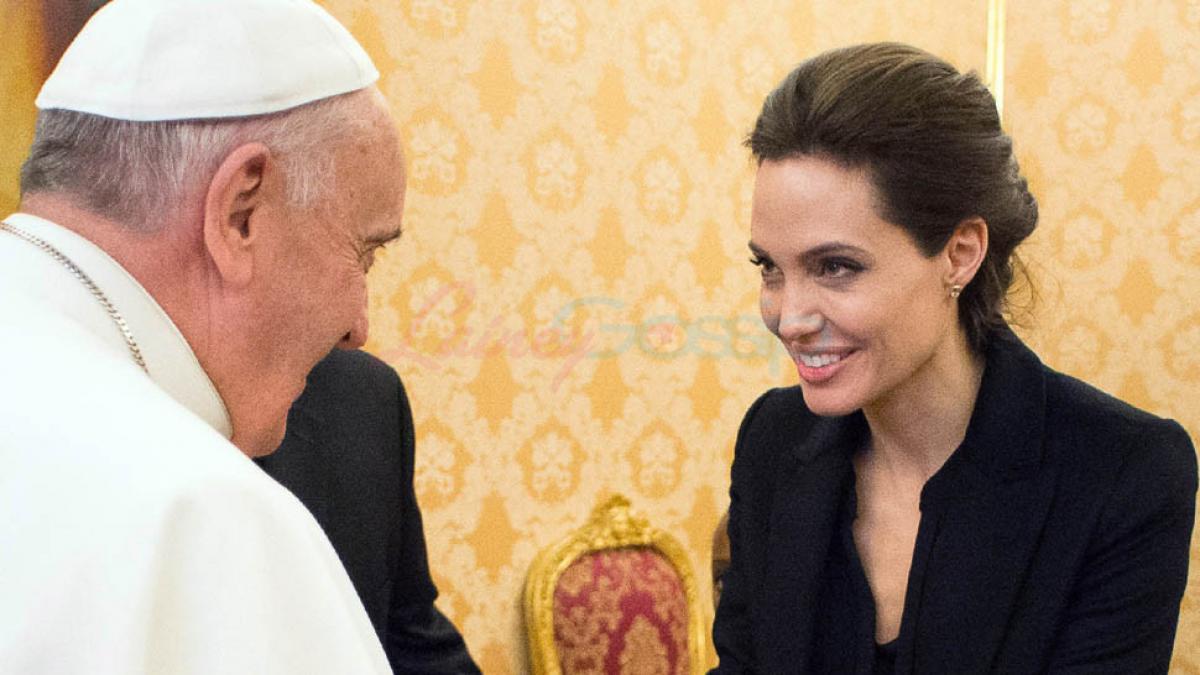 intalnire surpriza pentru angelina jolie se afla la vatican si insusi papa francisc a venit la ea