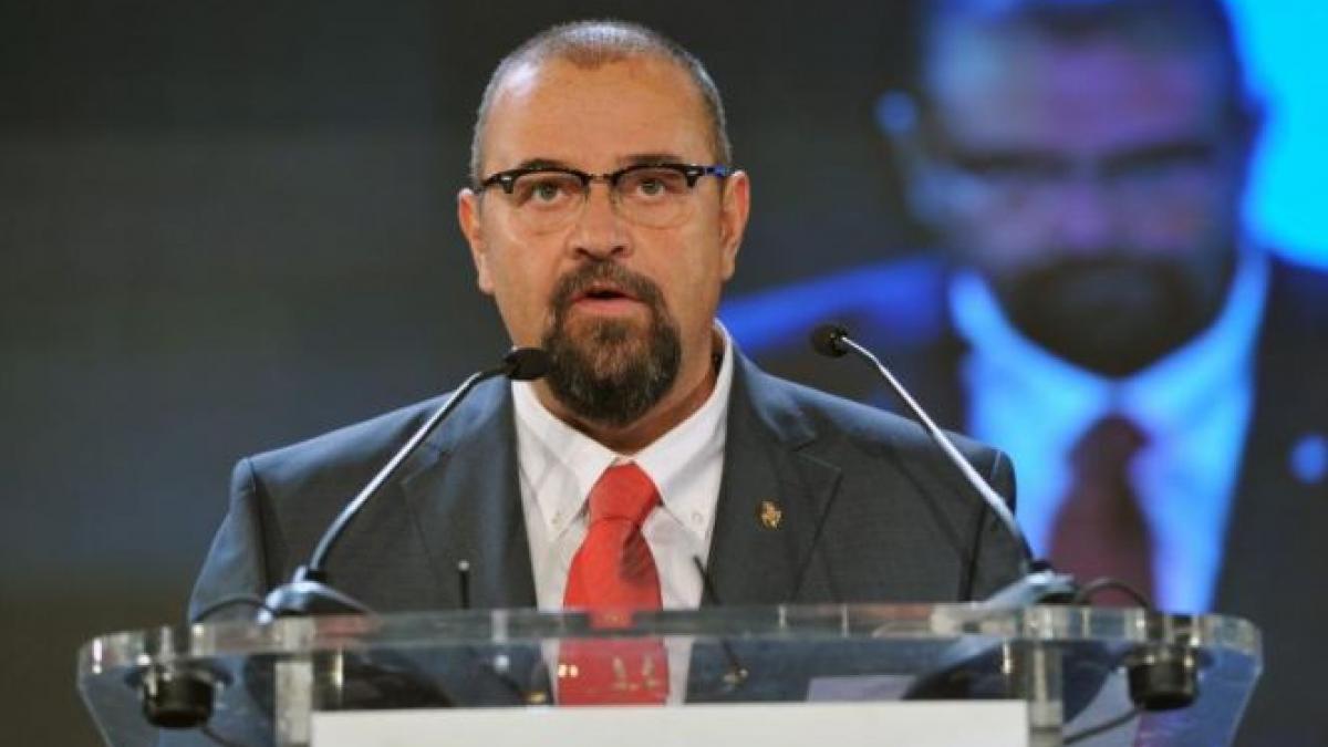 cristian popescu piedone favorit la sefia partidului conservator