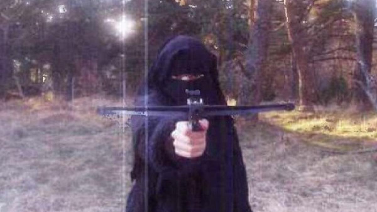 a incremenit dupa ce a vazut poza fiicei sale la televizor ce a facut tatal celei mai cautate femei