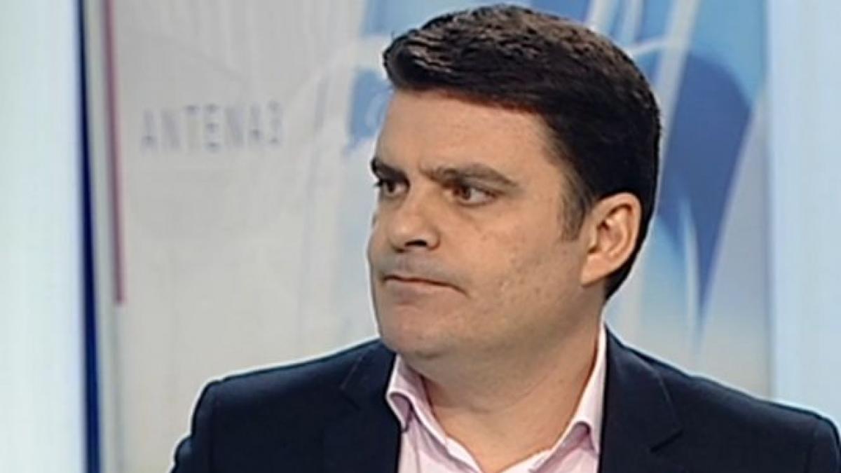 ofiter sri de la antitero arestat pentru spaga radu tudor un caz de genul acesta este de o rusine