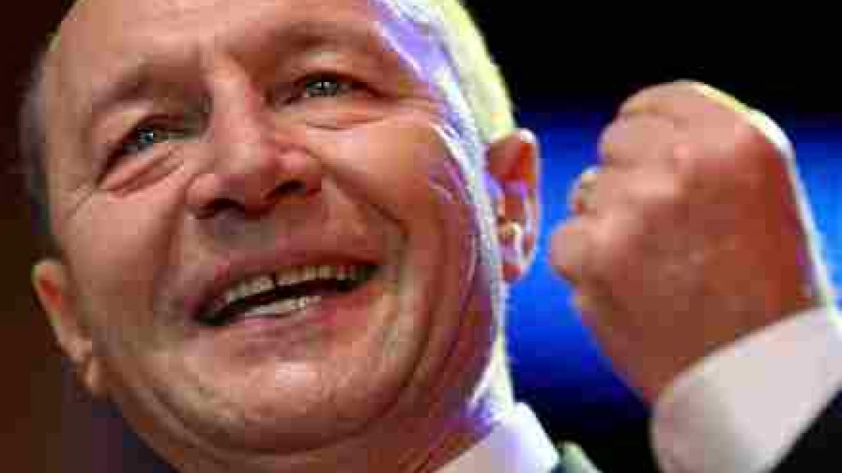 deziluzia optica pumnul de pensie