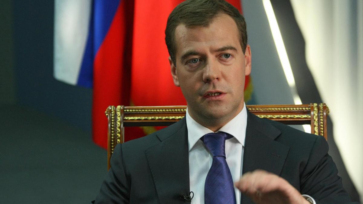 medvedev rusia nu se va izola de lume