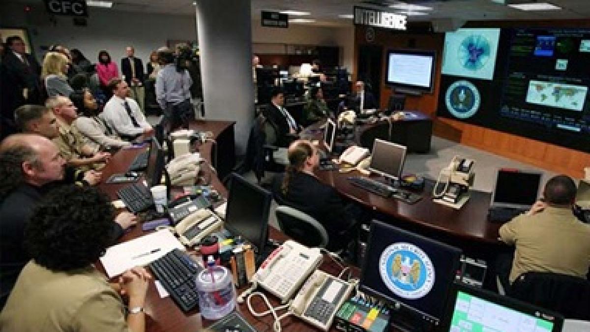 armata electronica siriana loveste dur in franta cotidianul le monde tinta atacurilor