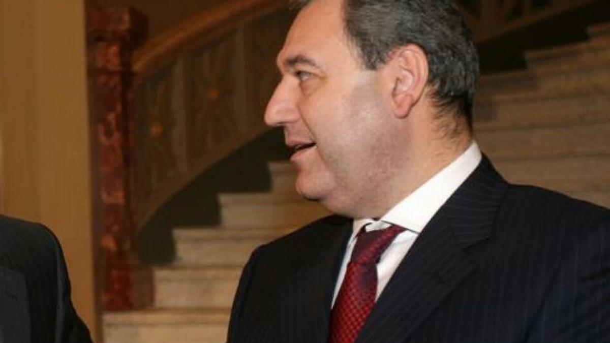 sinteza zilei dorin cocos turnat la dna de prietenul niro ce facea fostul sot al lui udrea