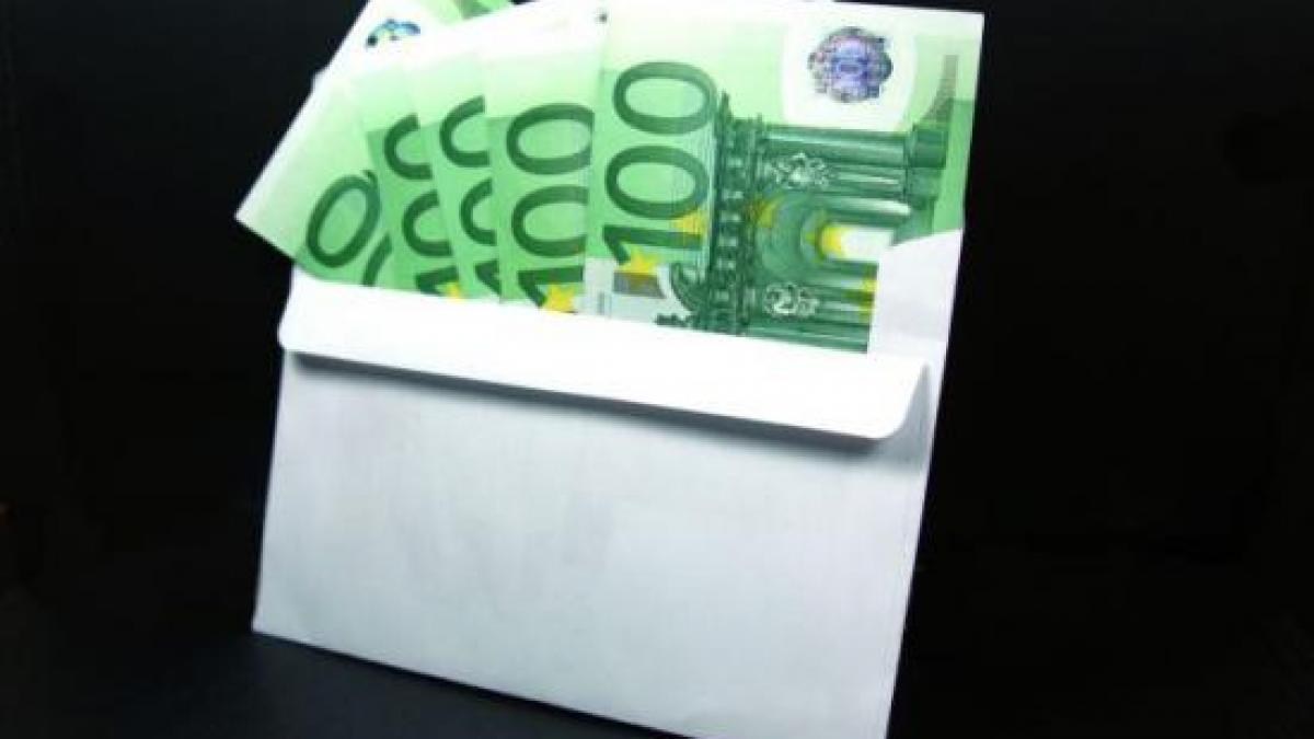 sindicatul politistilor angajatii mai primesc sporuri de 75 din aceasta luna daca lucreaza in week