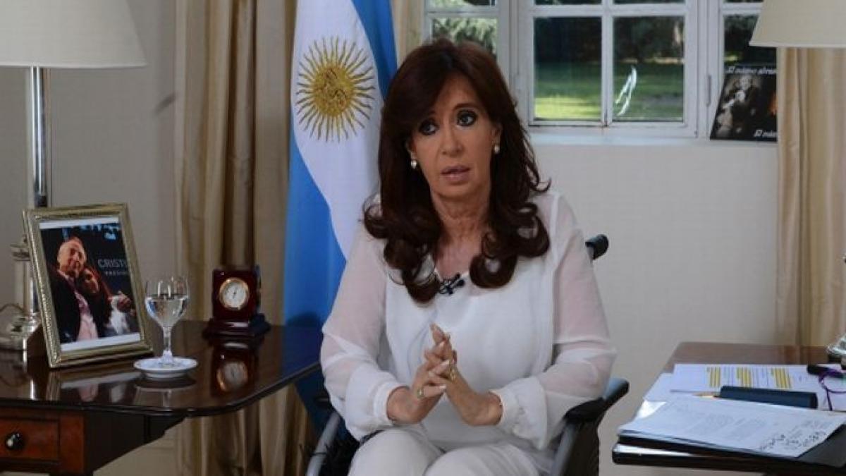 presedintele argentinei cere dizolvarea serviciilor secrete