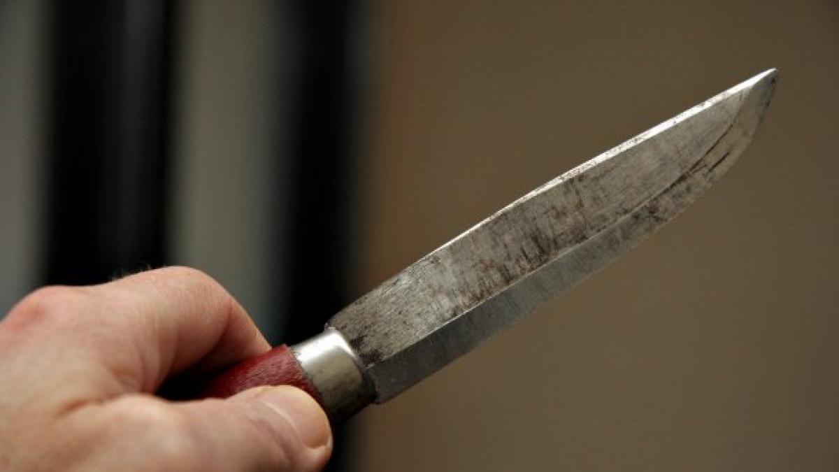 dupa ce s au sicanat in trafic doi soferi au continuat lupta in parcarea unui magazin unul dintre