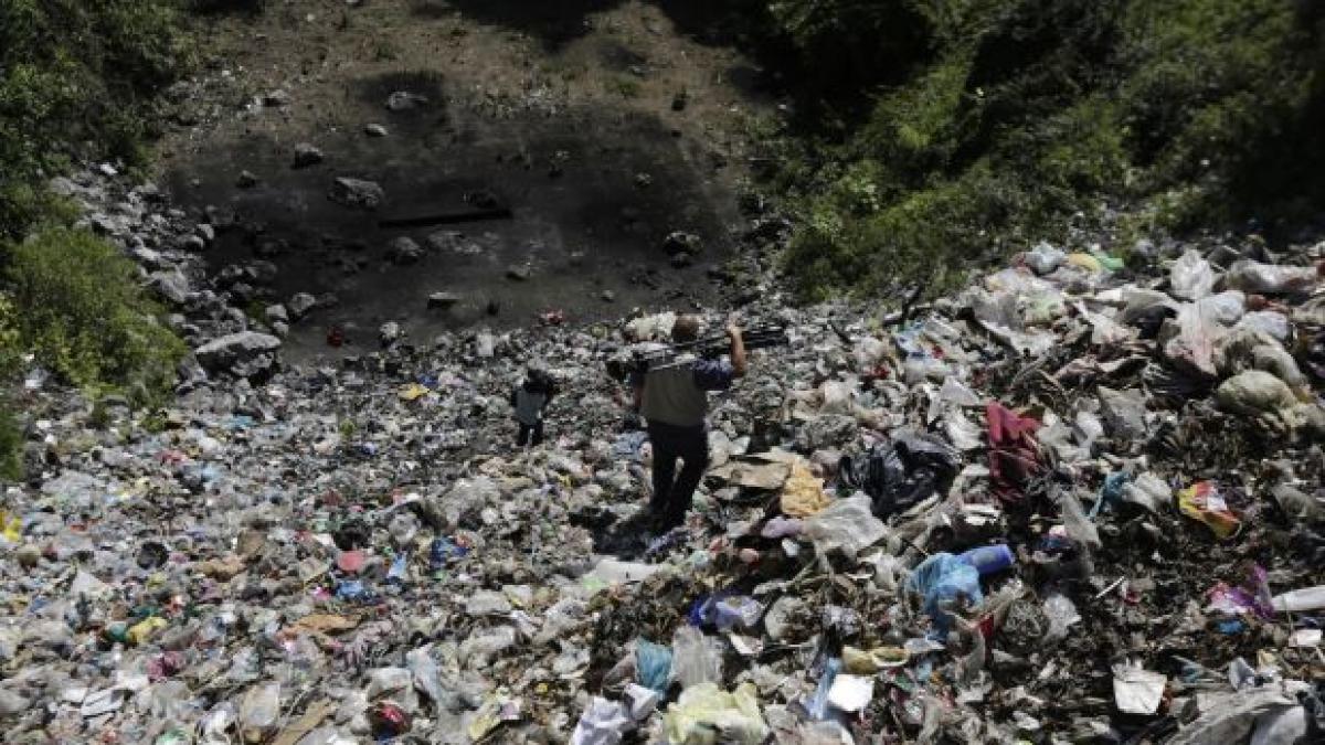 primele detalii oficiale in cazul anchetei studentilor mexicani ucisi au fost rapiti ucisi si