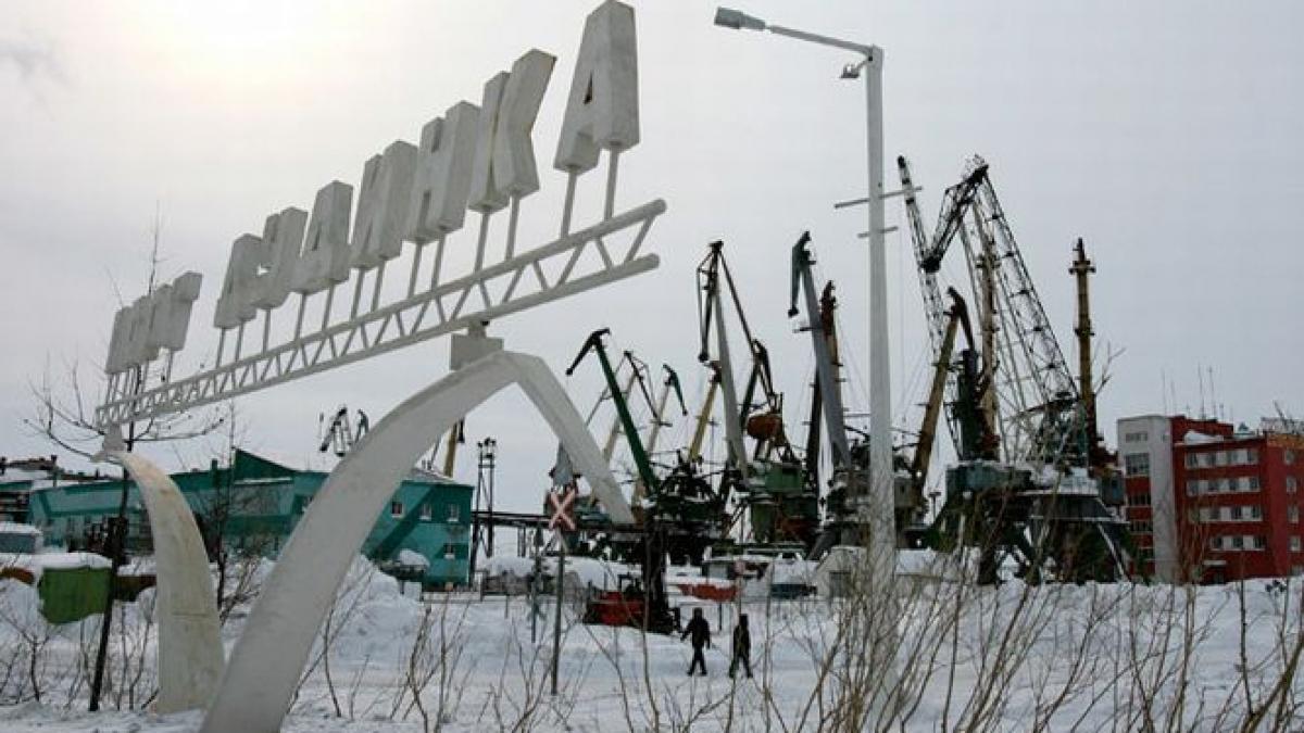 40 de grade in siberia locuitorii unui oras inghetat au ramas fara cadura si energie electrica video